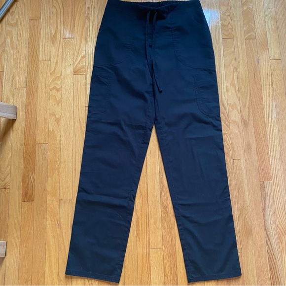 Black Straight-Leg Scrub Pants - Picture 4 of 6